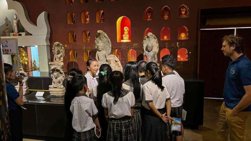 Angkor National Museum Ticket with pick up and drop off - What the Reviews Say