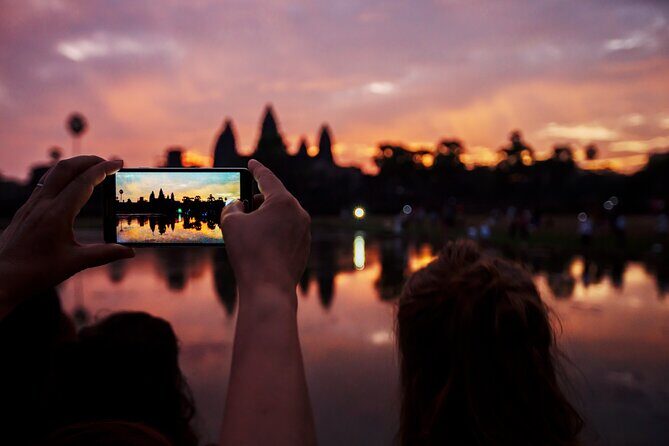 Angkor Sunrise Small Group Tour Inclusive Breakfast and lunch - An In-Depth Look at the Tour Experience