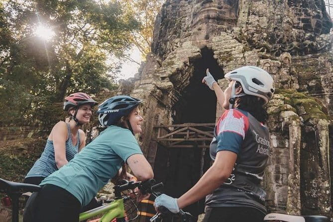 Angkor Temple Bike Tour from Siem Reap Inclusive of Lunch - Key Points