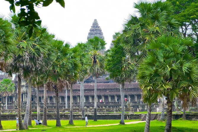 Angkor Wat 2 Days and a Half Temples & Tonle Sap-Small Group Tour - Who This Tour Is Perfect For