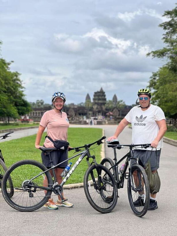 Angkor Wat Bike Tour with Lunch Included - Who Will Love This Tour?