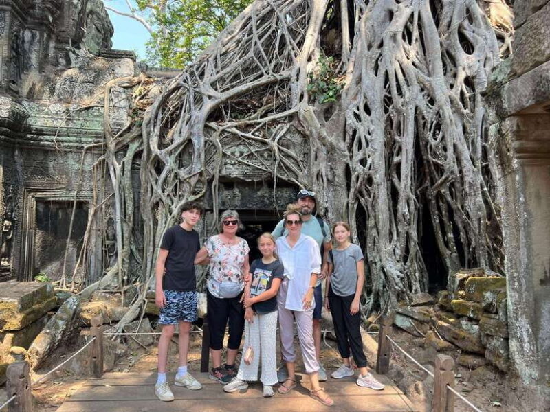 Angkor Wat Bike Tour with Lunch Included - Practical Details and Tips