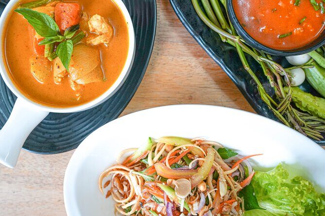 Angkor Wat Experience Temple Pass and Siem Reap Food Tour - Transportation and Group Size