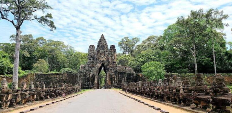 Angkor Wat one Day Private Tour for All Highlight Temples - The Convenience of a Private Guided Experience