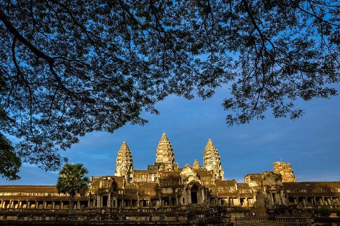Angkor Wat Private Day Tour from Siem Reap - Authentic Experiences Backed by Rave Reviews