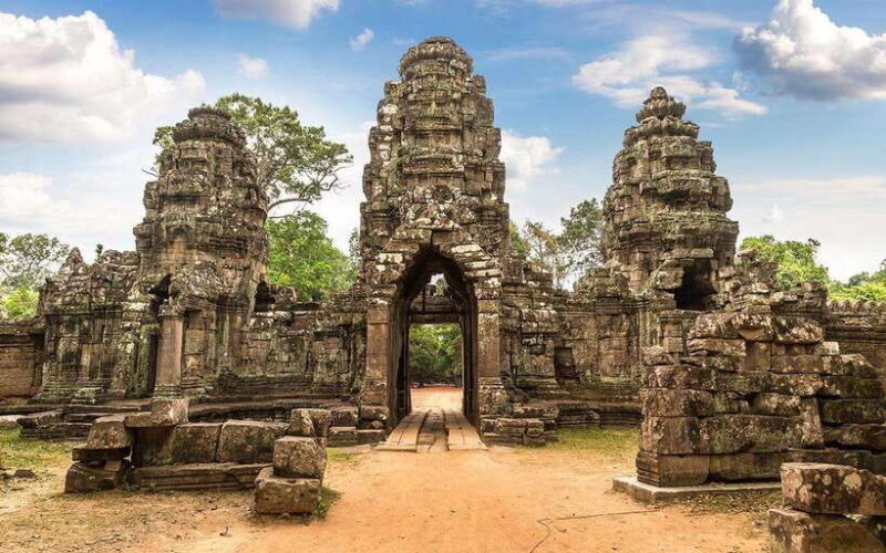 Angkor Wat Small Circle Private Car Tour in Siem Reap - What Makes This Tour Stand Out?