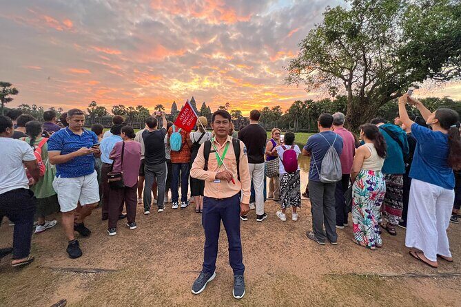 Angkor Wat Small Group Sunrise Tour With Breakfast included - Introduction