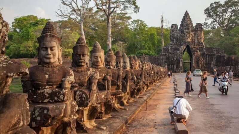Angkor Wat Small Tour Sunrise With Private Tuk Tuk - Key Points