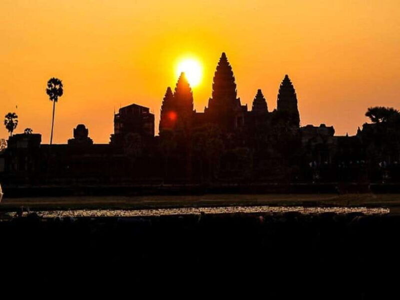 Angkor Wat Small Tour Sunrise With Private Tuk Tuk - Pricing and Value