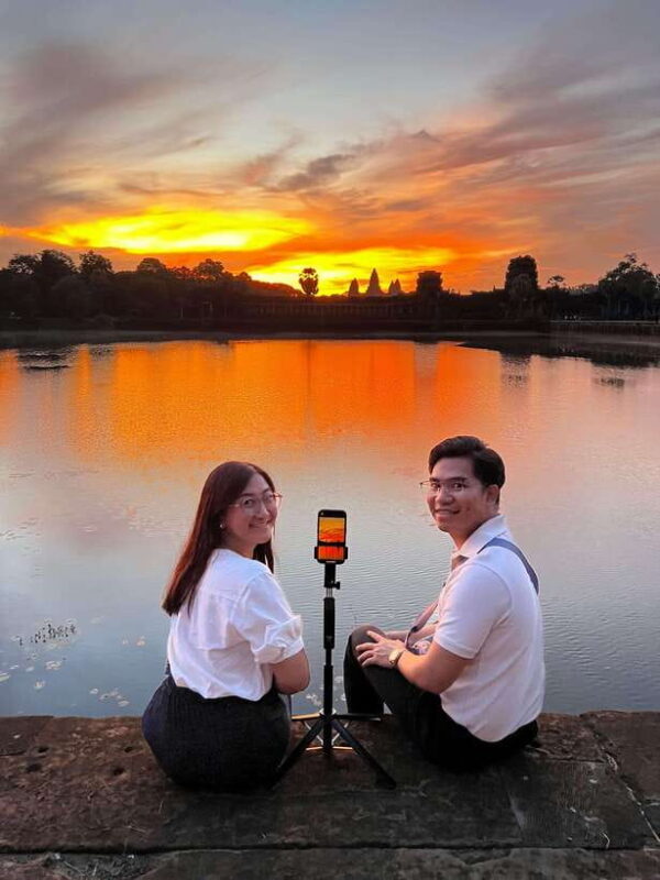 Angkor Wat Sunrise E-Bike Tour with Lunch Included - Key Points