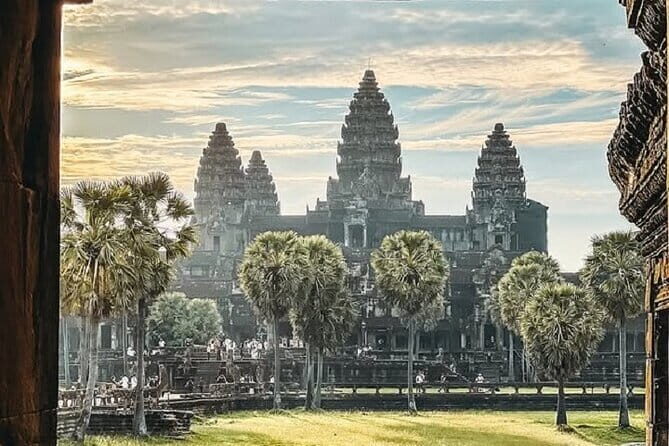 Angkor Wat Sunrise Small-Group 1-Day Tour from Siem Reap - The Practical Side: What’s Included and What’s Not