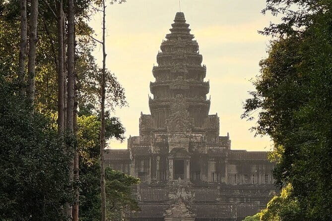 Angkor Wat Sunrise Small-Group 1-Day Tour from Siem Reap - Who Should Book This Tour