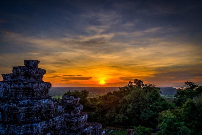 Angkor Wat Sunset Tour - Dive Into the Experience