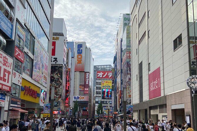 Anime, Manga, Game & Maid cafe Tour in Akihabara - FAQs
