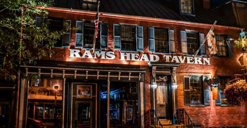 Annapolis Ghosts: Spirits & Spirits Haunted Pub Crawl - An Authentic Ghostly Stroll Through Annapolis