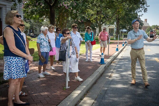 Annapolis Historic Walking Tour at Harbor and Naval Academy - St. John’s College: Education and Colonial Charm