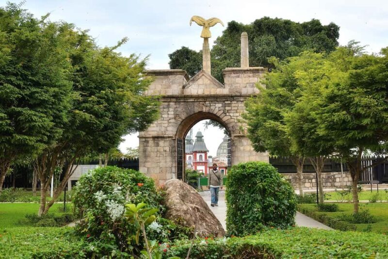 Antananarivo: Lemurs Park & City Tour - Key Points