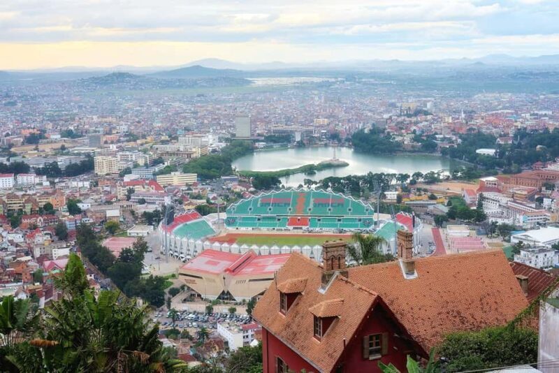 Antananarivo: Lemurs Park & City Tour - The Journey Begins: From Hotel to Lemurs Park