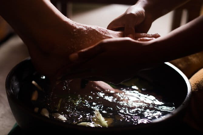 Apsara Indulgence 4 Hands Massage in Phnom Penh - Who Will Love This Experience?