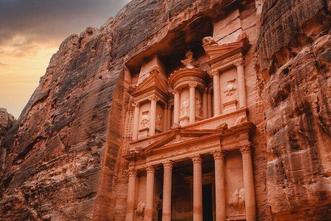 Aqaba Shore Excursion: Private Petra Sightseeing Tour with Lunch - Practical Tips for Travelers