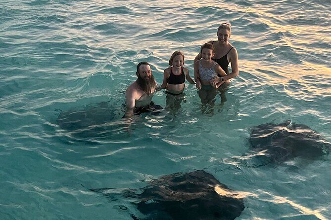 Aquaholic Charters: Private 1.5 - 4Hrs Cayman Luxury Adventure - Snorkeling and Wildlife Encounters