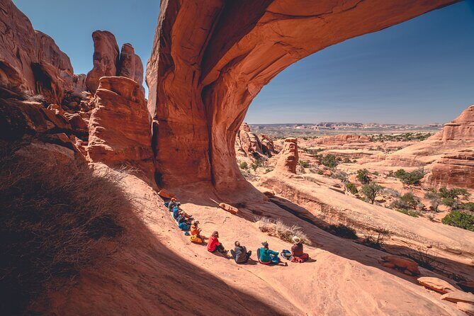 Arches Full Day Private Tour and Hike - Highlights of the Stops