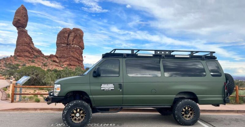 Arches National Park: Sunset Pavement Van Tour - The Sum Up