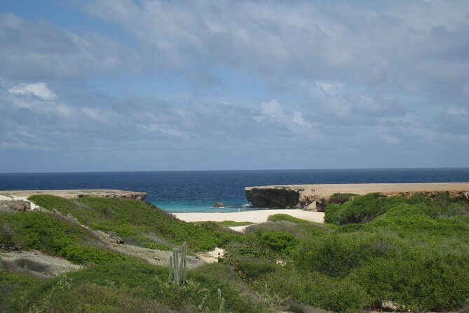 Arikok Adventurous Hiking Experience in Aruba - What to Expect from the Tour
