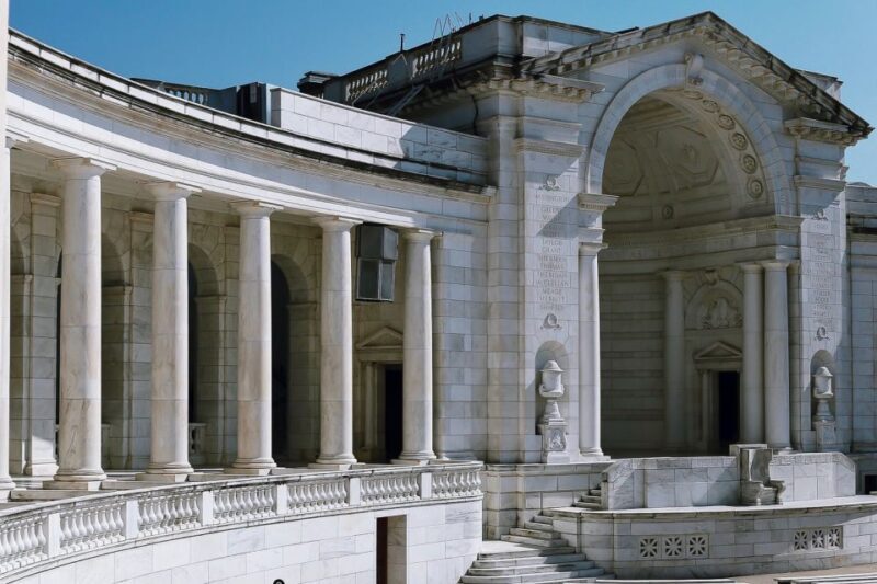 Arlington Cemetery & Changing of the Guard Semi-private 12pp - An In-Depth Look at the Arlington Cemetery Tour