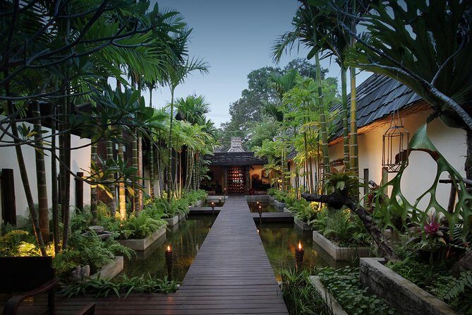 Aromatherpy Oil Massage at award winning Fah Lanna Spa - Old City Branch - Discovering the Fah Lanna Spa Experience