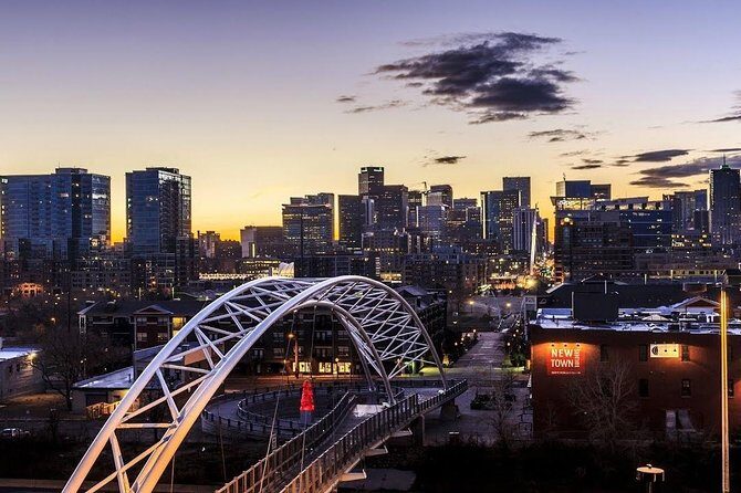 Arrival Private Transfer: Denver Airport DEN to Denver in Business Car - FAQ