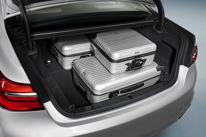 Arrival Private Transfer from Dubai Airport DWC to Dubai by car or SUV - Frequently Asked Questions