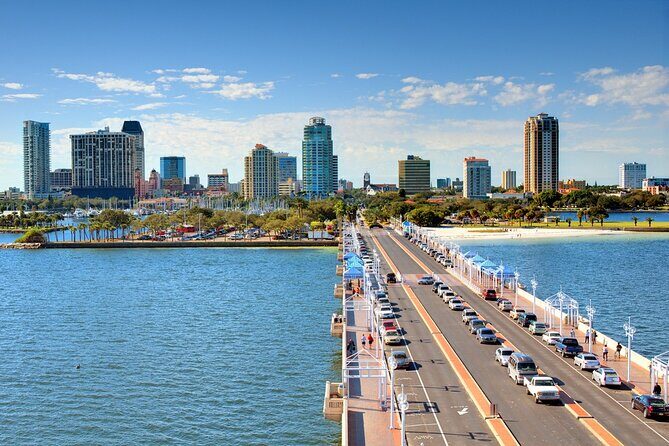Arrival Private Transfer: Tampa Airport TPA to Tampa City in Luxury SUV - The Experience in Detail