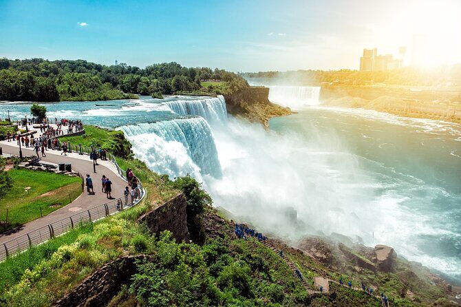 Arrival Private Transfer: Toronto Airport YYZ to Niagara Falls in Luxury SUV - What to Expect: An In-Depth Look