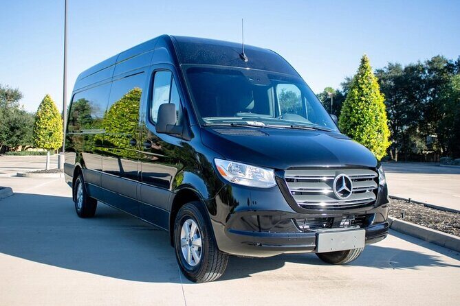 Arrival Private Transfer Vancouver YVR or Cruise Port to Vancouver by Minibus - FAQs