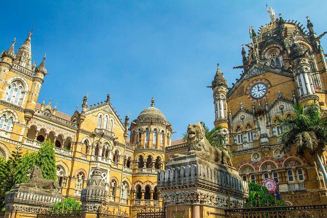 Arrival Private Transfers: Mumbai Airport BOM to Mumbai City in Business Car - Who Will Love This Service?