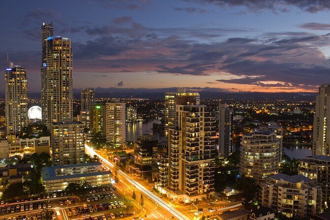 Arrival Transfer: Airport OOL to Gold Coast by Luxury Van - Pricing and Value Considerations
