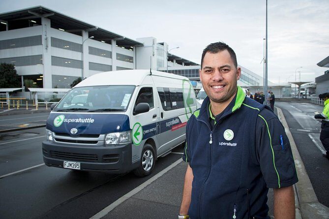 Arrival Transfer: Auckland Airport to Auckland Central City Centre - The Sum Up