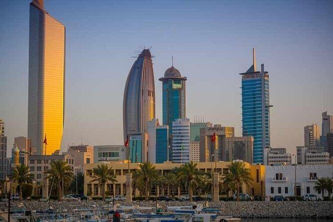 Arrival Transfer: Kuwait Airport KWI to Kuwait in Sedan Car - Who Should Consider This Service?