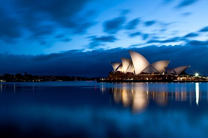 Arrival Transfer: Sydney Airport SYD to Sydney in Luxury Van - The Itinerary: What to Expect