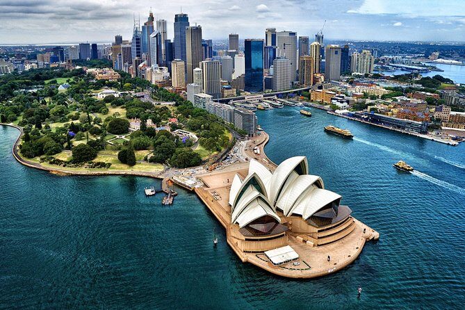 Arrival Transfer: Sydney Airport SYD to Sydney in Luxury Van - The Service Review: What Travelers Say
