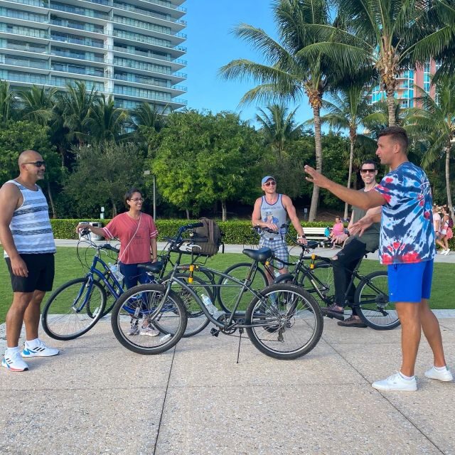 Art Deco, History and Crime Bike Tour with Design Enthusiast - A Deep Dive into the Miami Art Deco, History, and Crime Bike Tour
