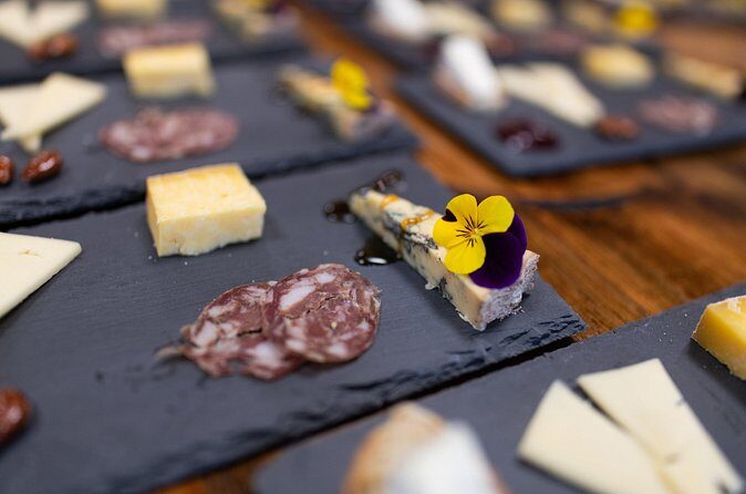 Artisanal Maine Cheese Tasting and Class in Wiscasset - FAQ