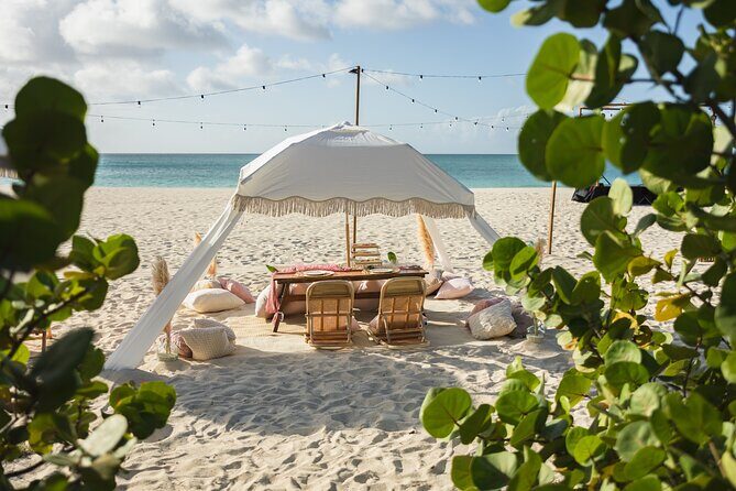 Aruba Eagle Beach Romantic Sunset Picnic in a Luxury Cabana - Introduction