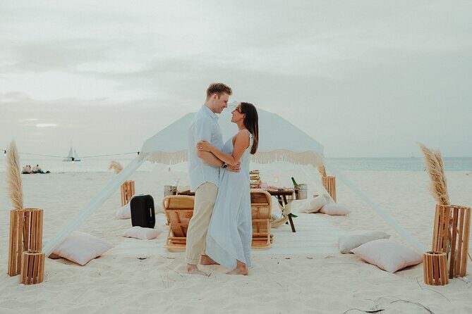 Aruba Romantic Sunset Photoshoot & Beach Picnic in Luxury Cabana - What Is the Aruba Romantic Sunset Photoshoot & Beach Picnic?
