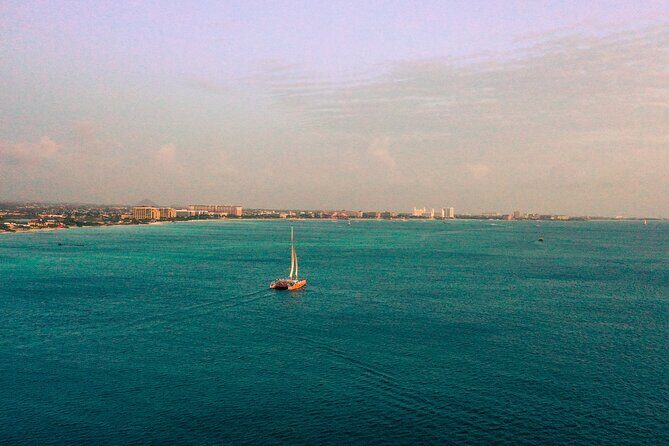 Aruba Sunset Sail with Open Bar - The Authenticity of Guest Experiences