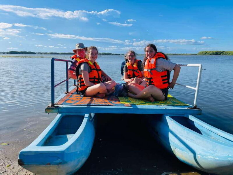 Arugambay :Pottuvil Lagoon Mangrove Eco Boat Safari Tours - Key Points