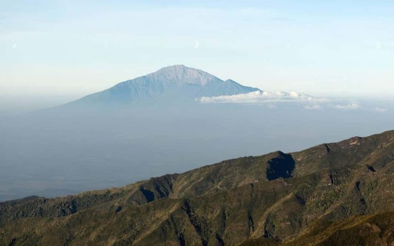 ARUSHA: 8-Day Mount Meru Trekking & Northern Circuit Safari - Key Points