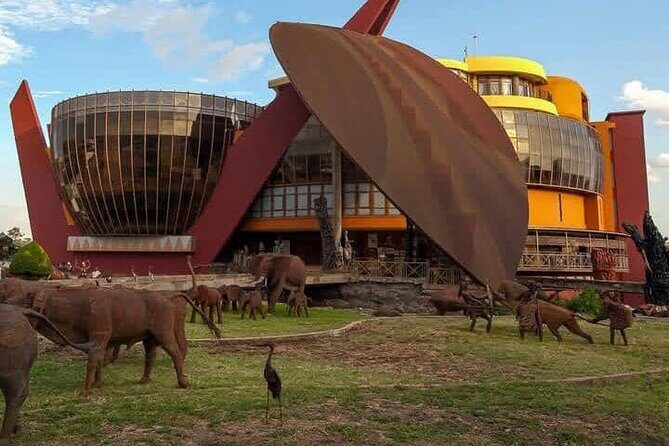 Arusha city tour - Celebrating Culture at the Cultural Heritage Centre
