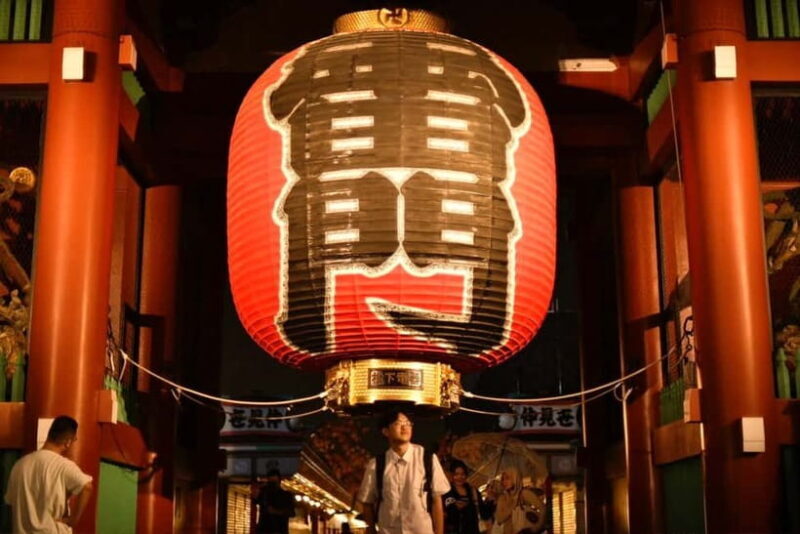 Asakusa cultural tour, making Food sample with photography - Analyzing the Value